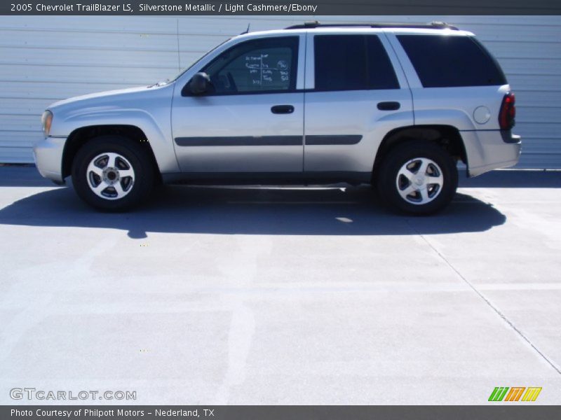 Silverstone Metallic / Light Cashmere/Ebony 2005 Chevrolet TrailBlazer LS