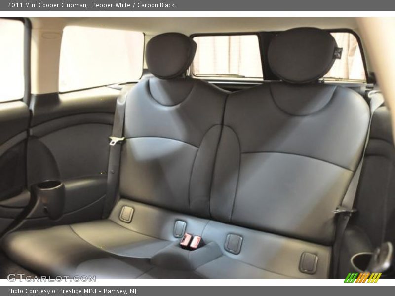 Pepper White / Carbon Black 2011 Mini Cooper Clubman