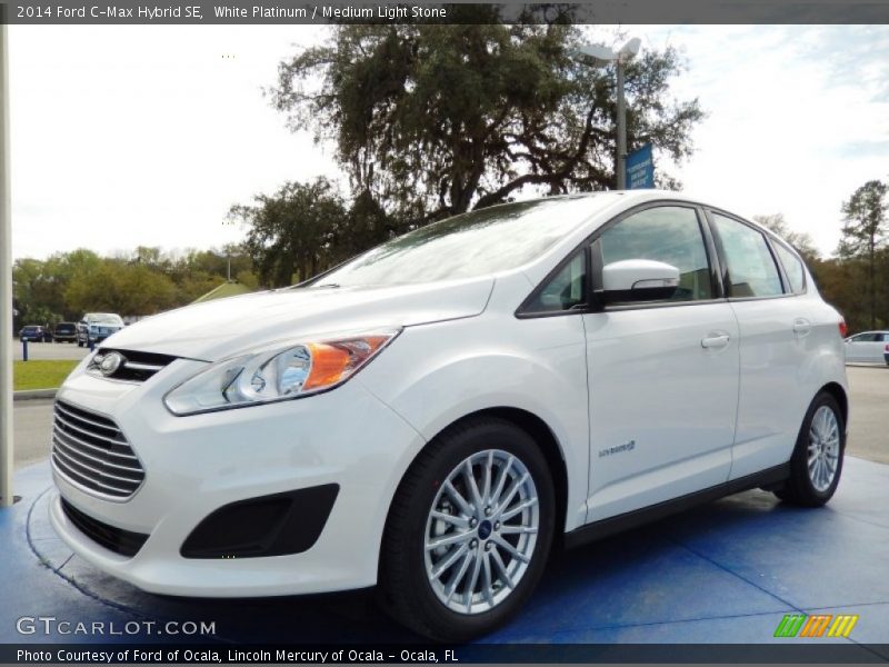 Front 3/4 View of 2014 C-Max Hybrid SE