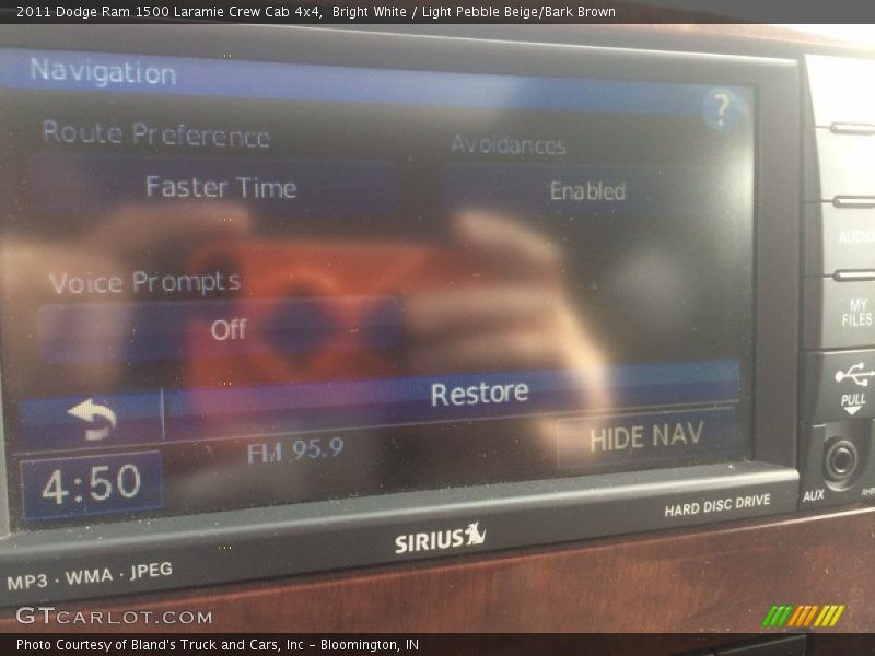 Bright White / Light Pebble Beige/Bark Brown 2011 Dodge Ram 1500 Laramie Crew Cab 4x4
