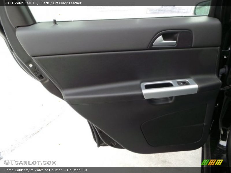 Black / Off Black Leather 2011 Volvo S40 T5