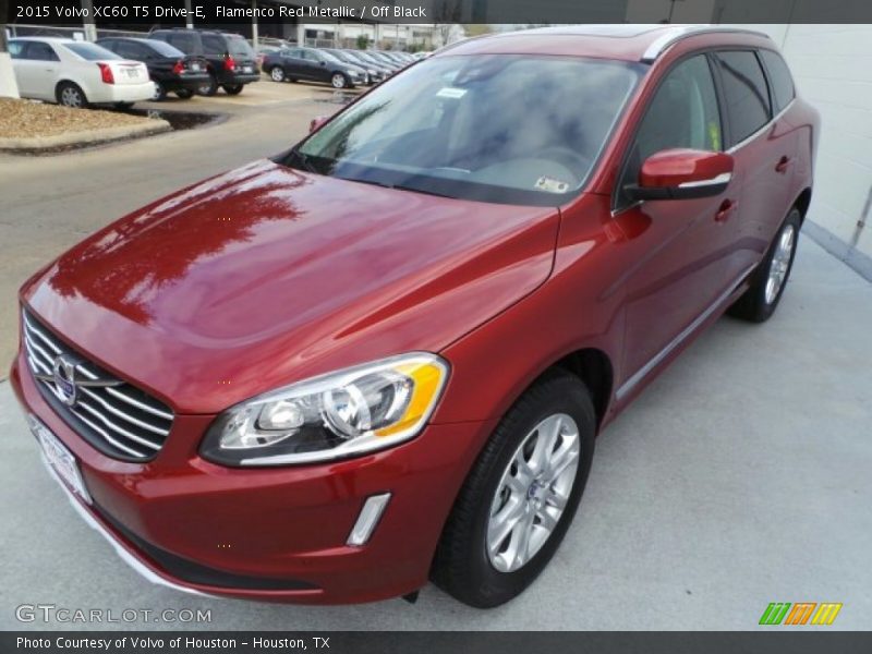 Front 3/4 View of 2015 XC60 T5 Drive-E