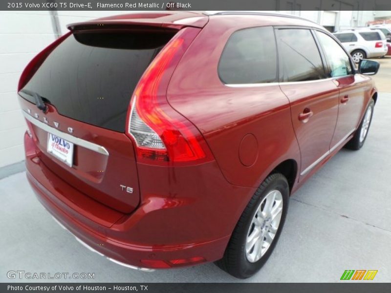 Flamenco Red Metallic / Off Black 2015 Volvo XC60 T5 Drive-E