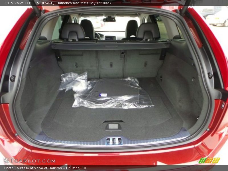  2015 XC60 T5 Drive-E Trunk