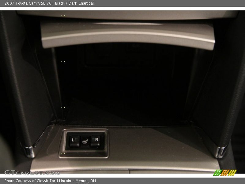 Black / Dark Charcoal 2007 Toyota Camry SE V6