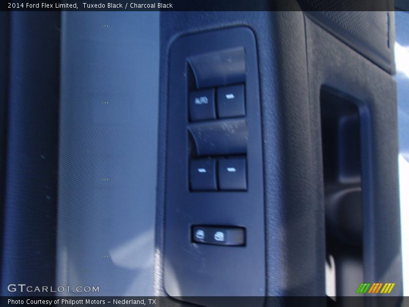 Tuxedo Black / Charcoal Black 2014 Ford Flex Limited