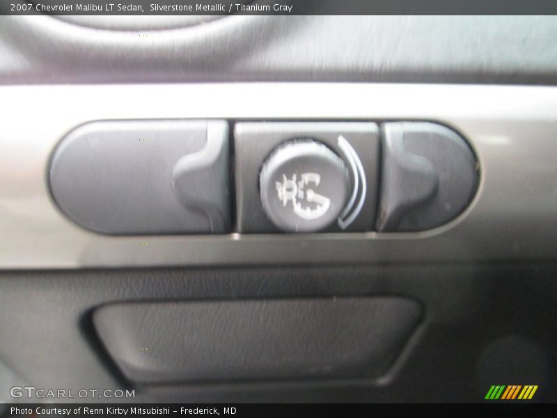 Silverstone Metallic / Titanium Gray 2007 Chevrolet Malibu LT Sedan