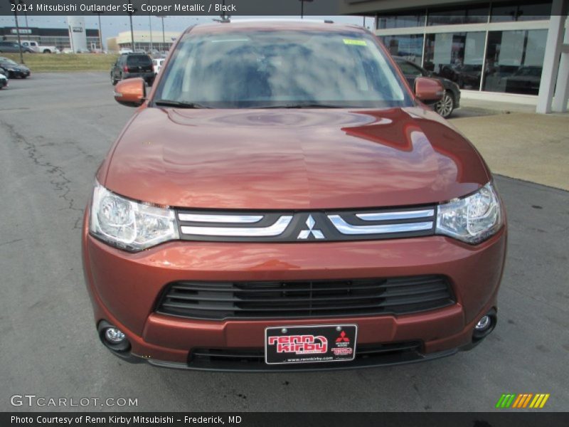 Copper Metallic / Black 2014 Mitsubishi Outlander SE