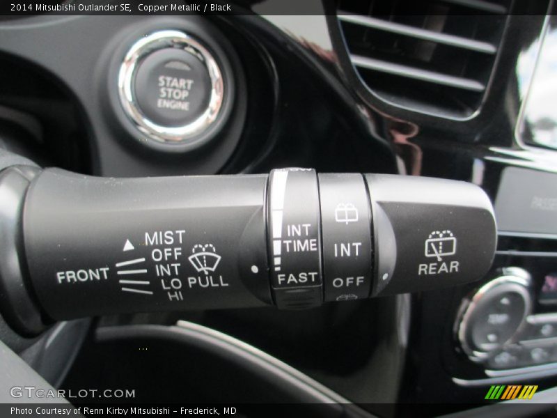 Copper Metallic / Black 2014 Mitsubishi Outlander SE