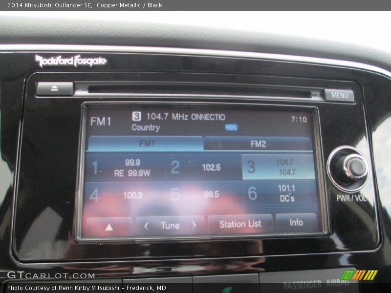 Copper Metallic / Black 2014 Mitsubishi Outlander SE