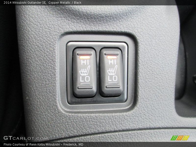 Copper Metallic / Black 2014 Mitsubishi Outlander SE