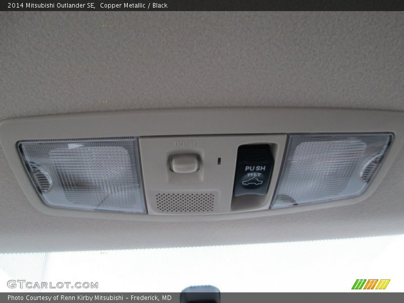 Copper Metallic / Black 2014 Mitsubishi Outlander SE