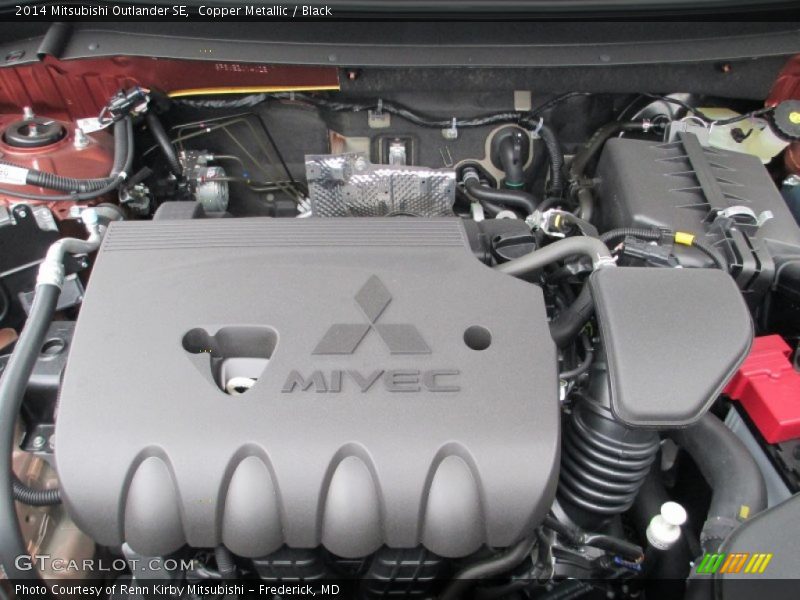 Copper Metallic / Black 2014 Mitsubishi Outlander SE