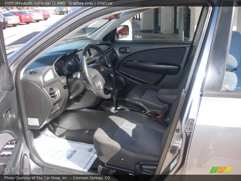 Graphite Gray / Charcoal 2005 Mitsubishi Outlander LS AWD