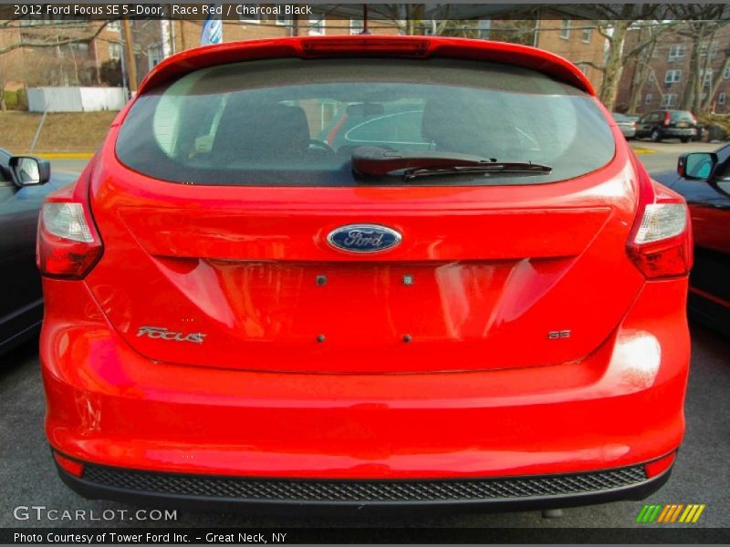 Race Red / Charcoal Black 2012 Ford Focus SE 5-Door