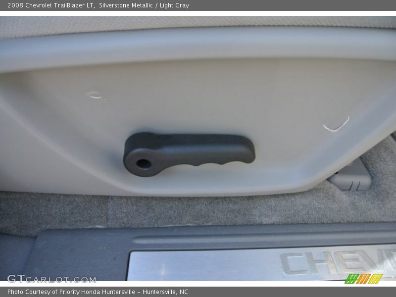 Silverstone Metallic / Light Gray 2008 Chevrolet TrailBlazer LT