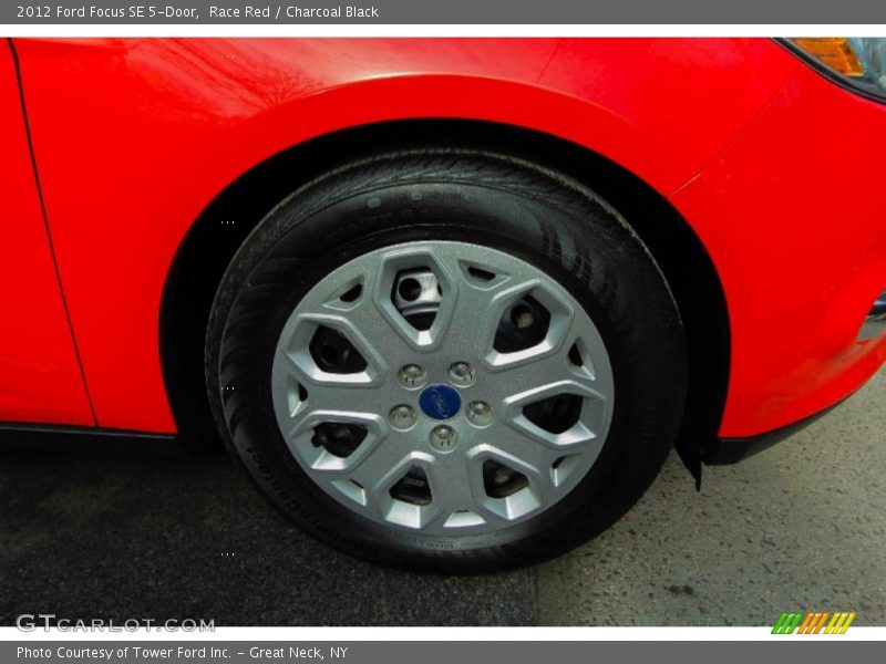Race Red / Charcoal Black 2012 Ford Focus SE 5-Door