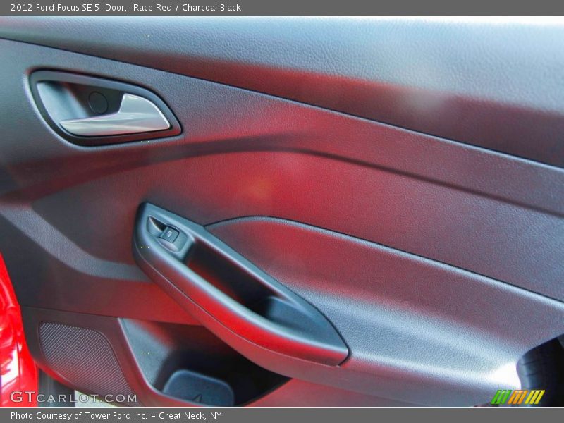 Race Red / Charcoal Black 2012 Ford Focus SE 5-Door