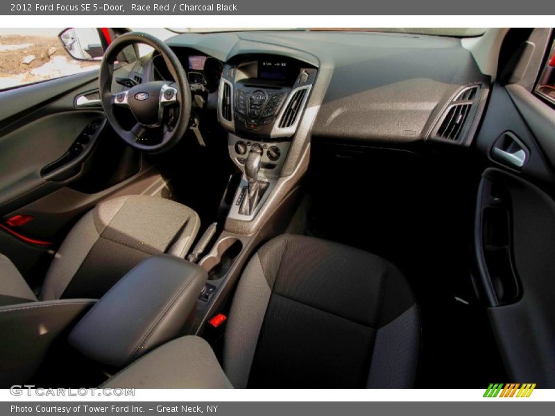 Race Red / Charcoal Black 2012 Ford Focus SE 5-Door