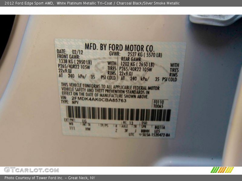 White Platinum Metallic Tri-Coat / Charcoal Black/Silver Smoke Metallic 2012 Ford Edge Sport AWD