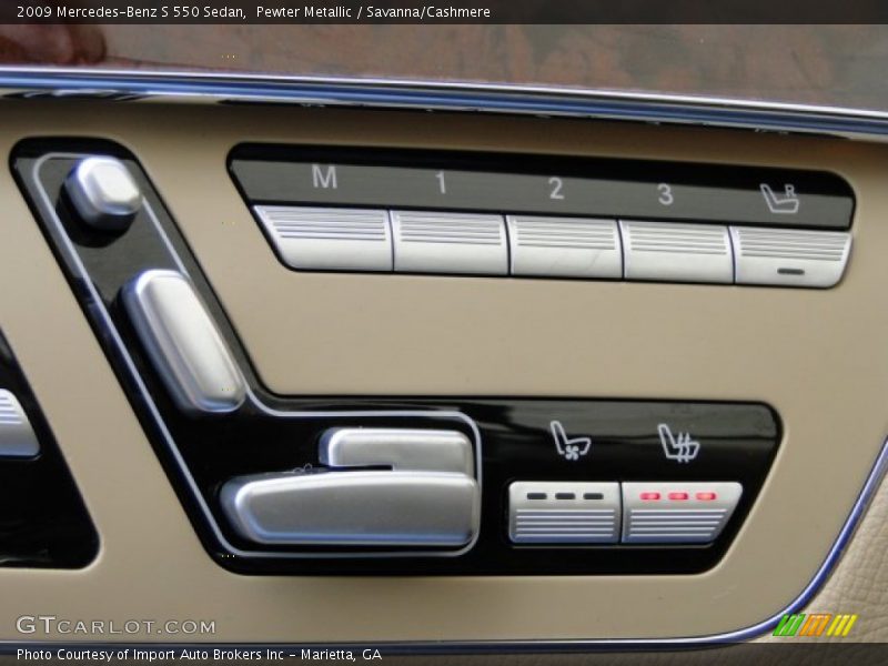 Controls of 2009 S 550 Sedan