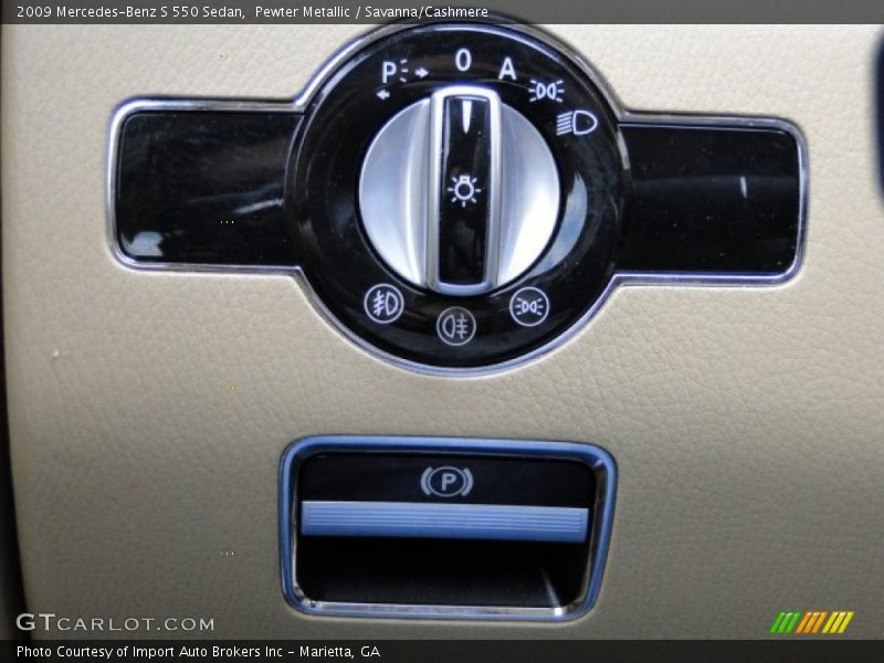 Controls of 2009 S 550 Sedan