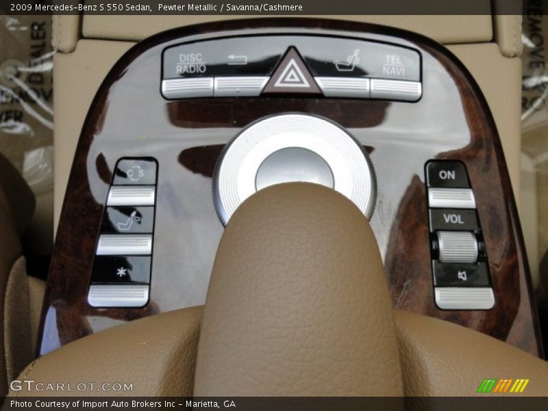 Controls of 2009 S 550 Sedan