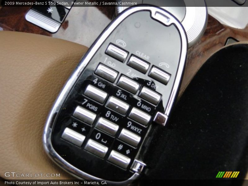 Controls of 2009 S 550 Sedan
