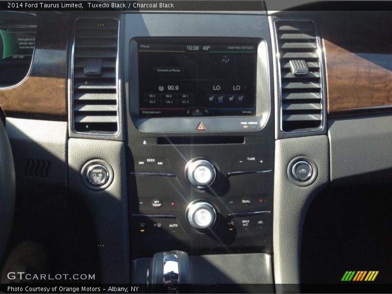 Tuxedo Black / Charcoal Black 2014 Ford Taurus Limited