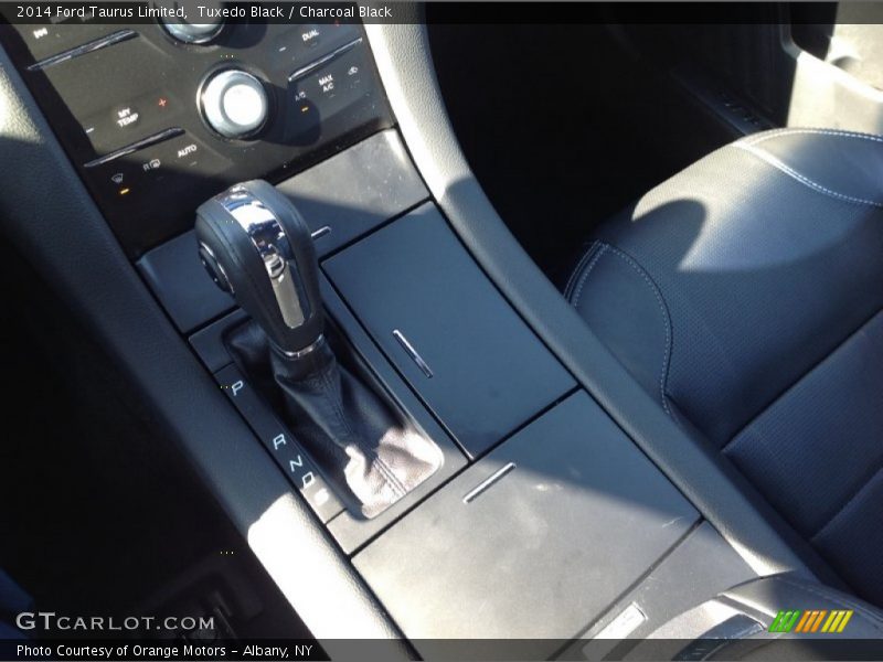 Tuxedo Black / Charcoal Black 2014 Ford Taurus Limited