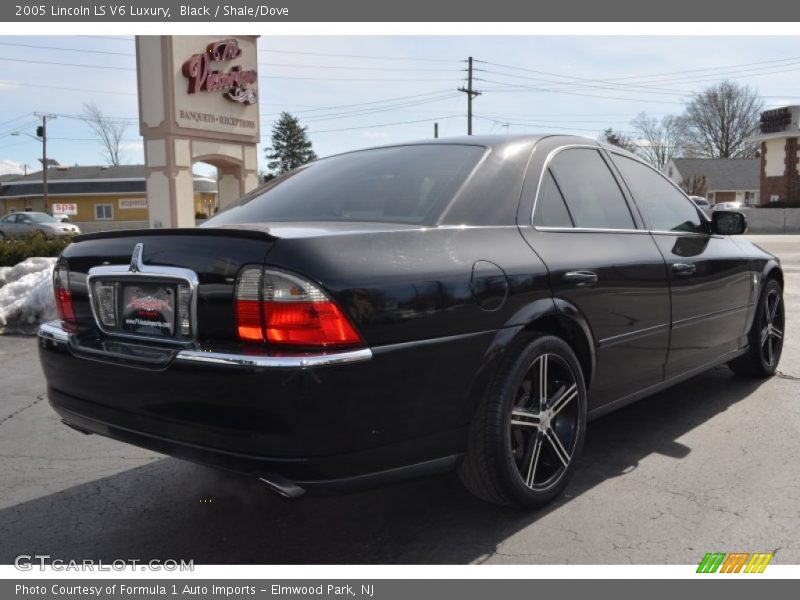 Black / Shale/Dove 2005 Lincoln LS V6 Luxury
