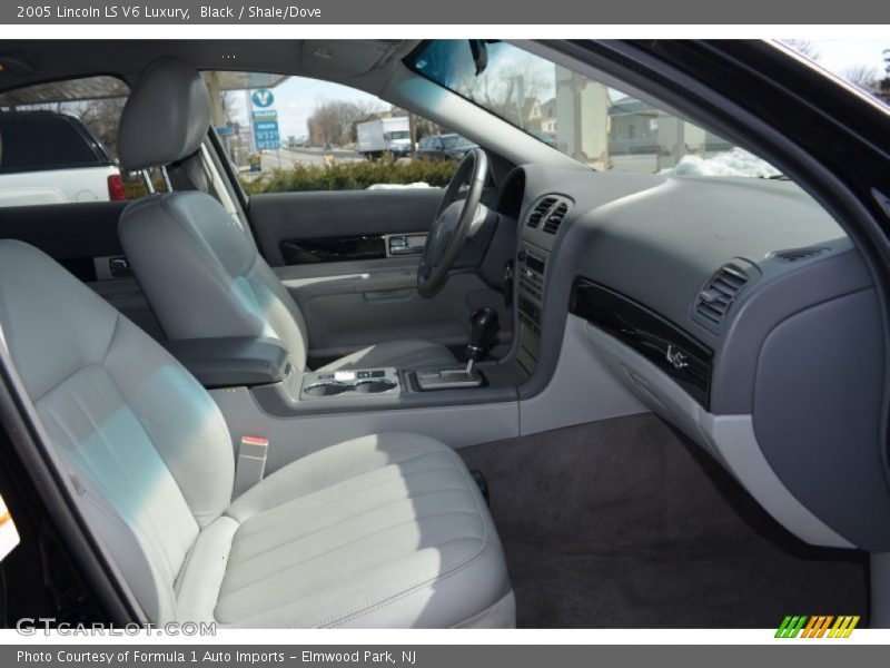 Black / Shale/Dove 2005 Lincoln LS V6 Luxury