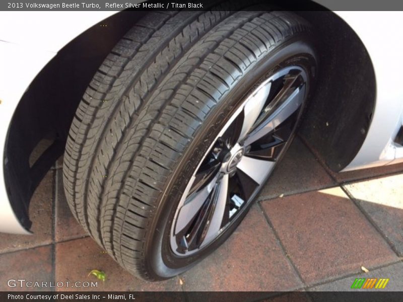Reflex Silver Metallic / Titan Black 2013 Volkswagen Beetle Turbo