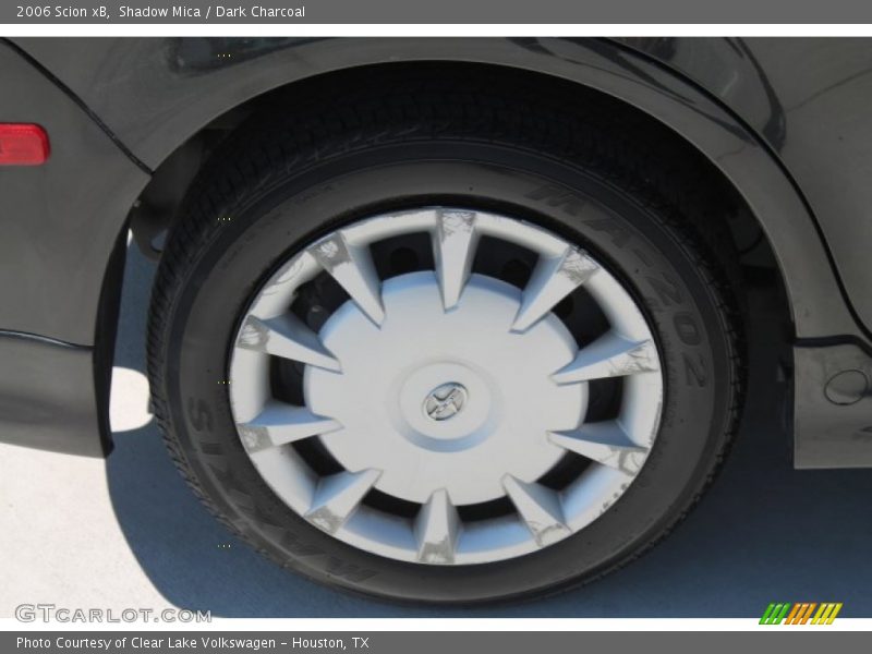 Shadow Mica / Dark Charcoal 2006 Scion xB