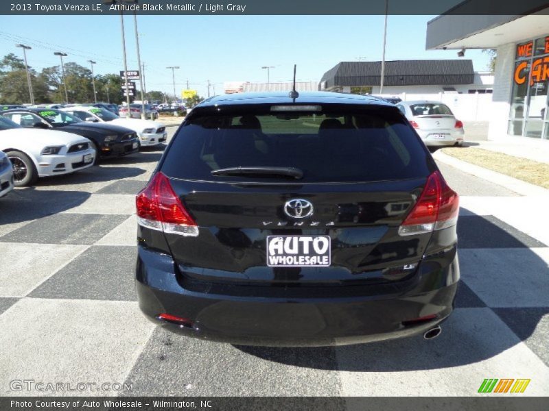 Attitude Black Metallic / Light Gray 2013 Toyota Venza LE
