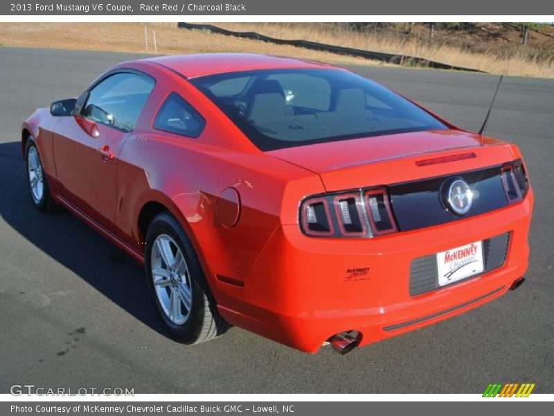 Race Red / Charcoal Black 2013 Ford Mustang V6 Coupe