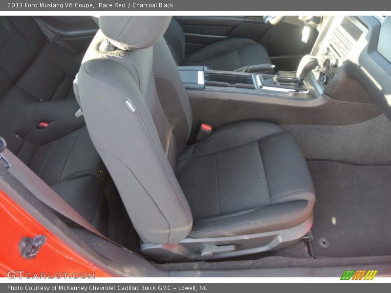 Race Red / Charcoal Black 2013 Ford Mustang V6 Coupe