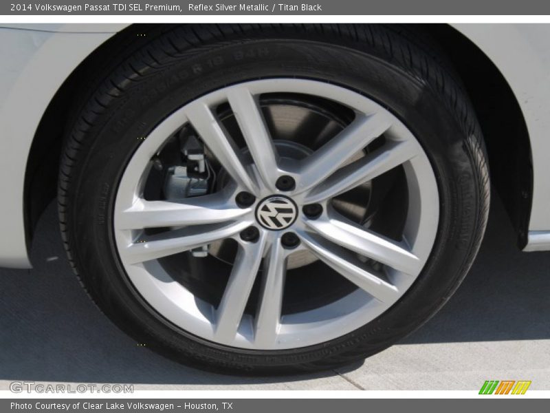 Reflex Silver Metallic / Titan Black 2014 Volkswagen Passat TDI SEL Premium