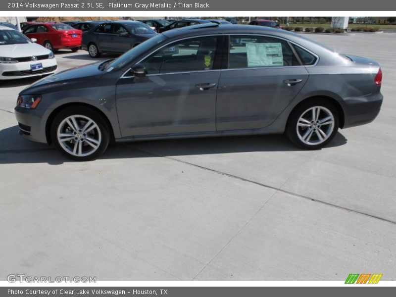 Platinum Gray Metallic / Titan Black 2014 Volkswagen Passat 2.5L SE