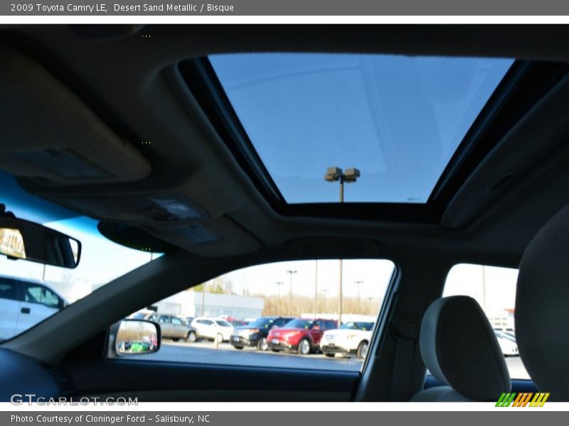 Desert Sand Metallic / Bisque 2009 Toyota Camry LE