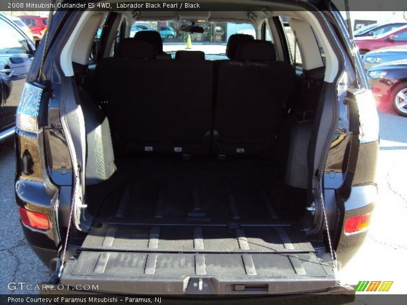 Labrador Black Pearl / Black 2008 Mitsubishi Outlander ES 4WD