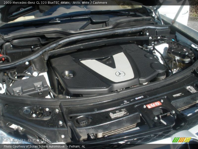 Arctic White / Cashmere 2009 Mercedes-Benz GL 320 BlueTEC 4Matic