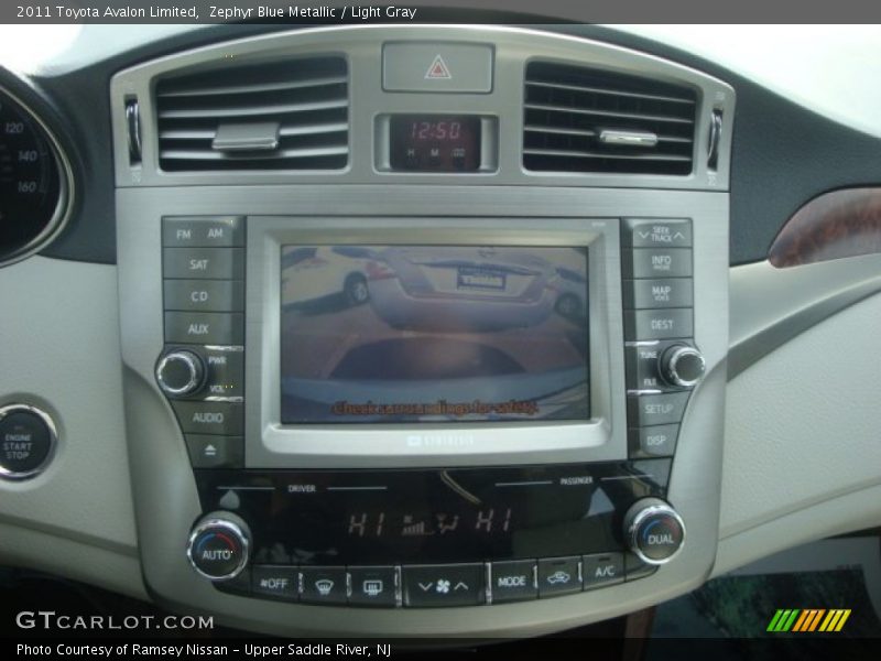Zephyr Blue Metallic / Light Gray 2011 Toyota Avalon Limited