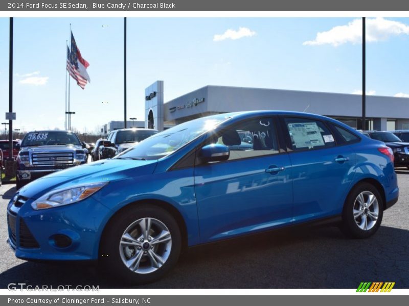 Blue Candy / Charcoal Black 2014 Ford Focus SE Sedan