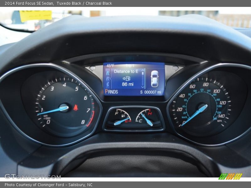 Tuxedo Black / Charcoal Black 2014 Ford Focus SE Sedan