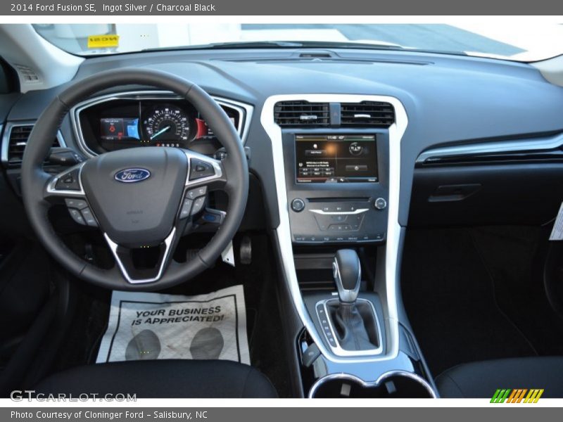 Ingot Silver / Charcoal Black 2014 Ford Fusion SE