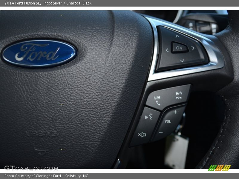 Ingot Silver / Charcoal Black 2014 Ford Fusion SE