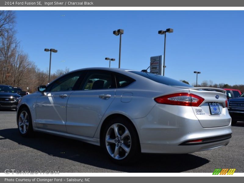 Ingot Silver / Charcoal Black 2014 Ford Fusion SE