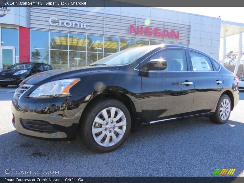 Super Black / Charcoal 2014 Nissan Sentra S