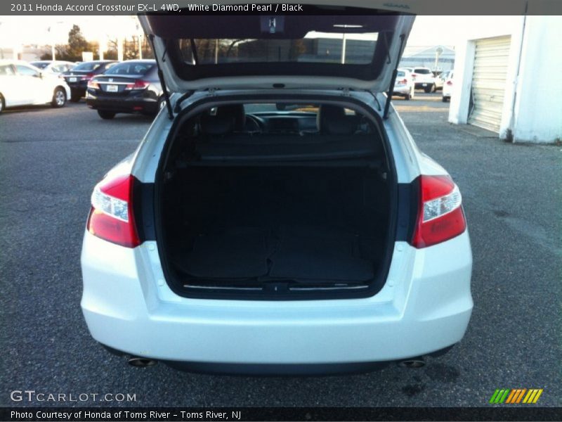 White Diamond Pearl / Black 2011 Honda Accord Crosstour EX-L 4WD